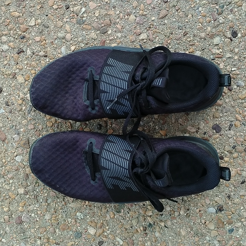Nike renew black athletic sneakers running shoes women's 7.5 - Picture 4 of 10